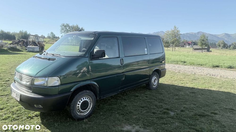 Volkswagen Caravelle - 4