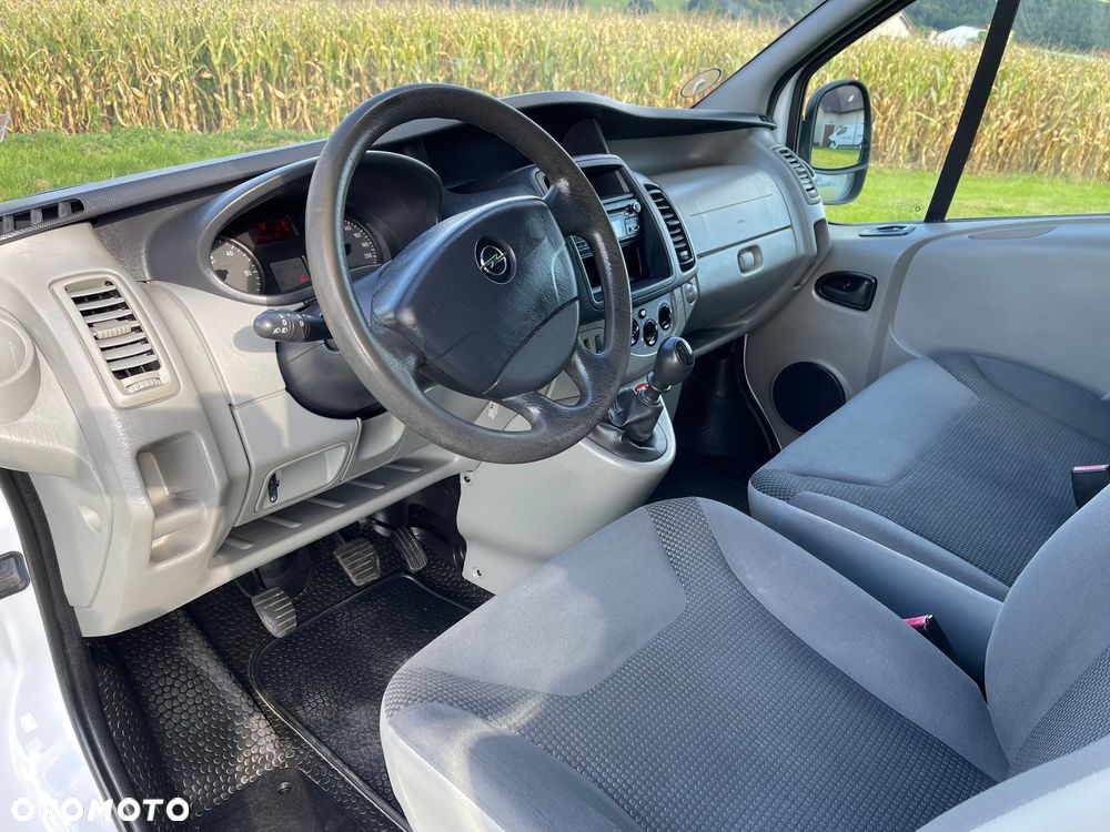Opel Vivaro - 6