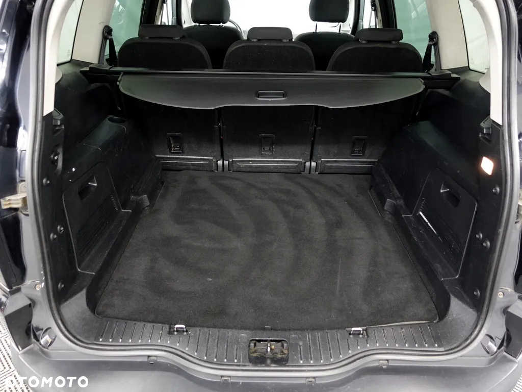 Ford S-Max 2.0 TDCi Titanium - 37