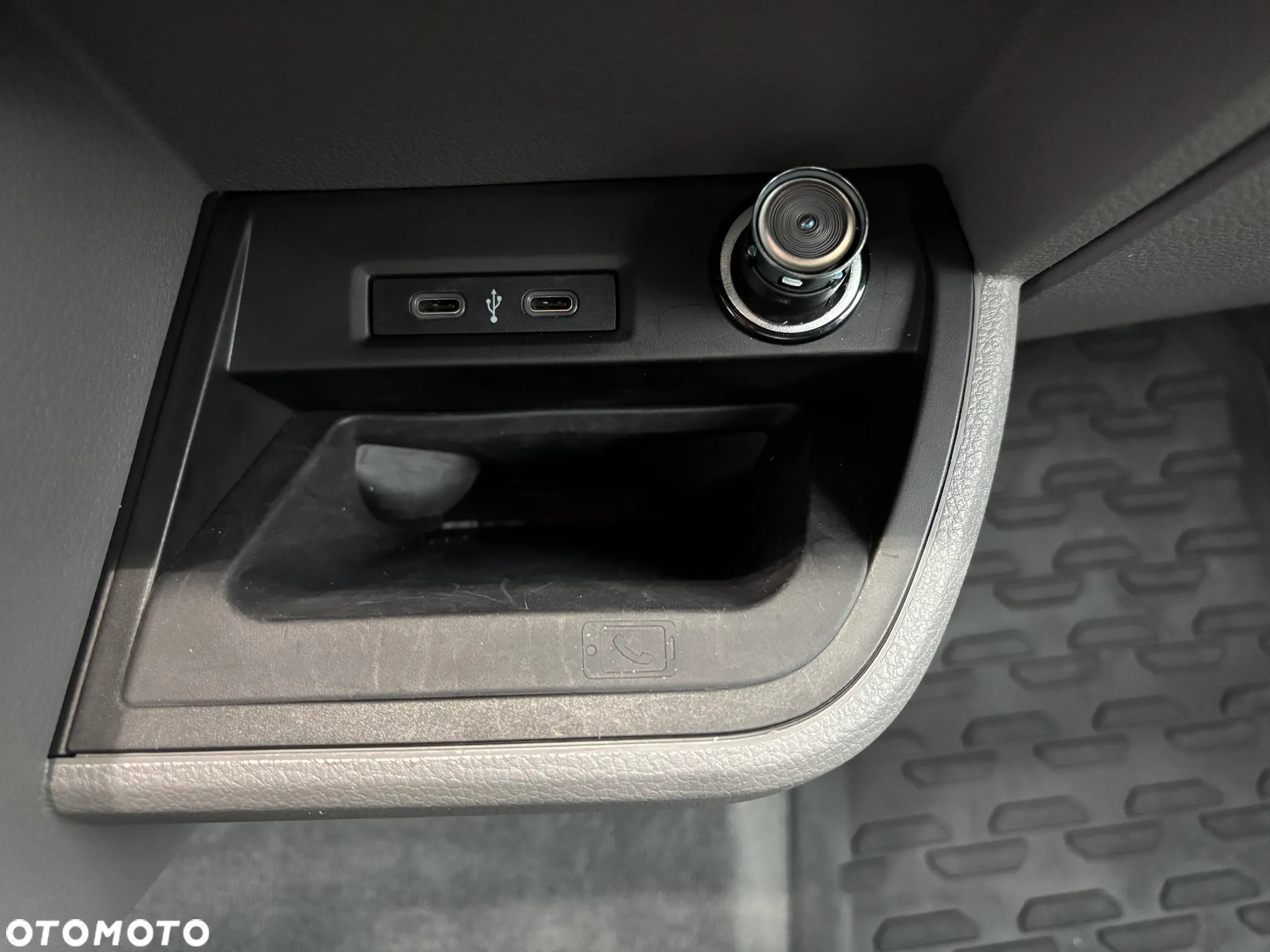 Volkswagen California - 24