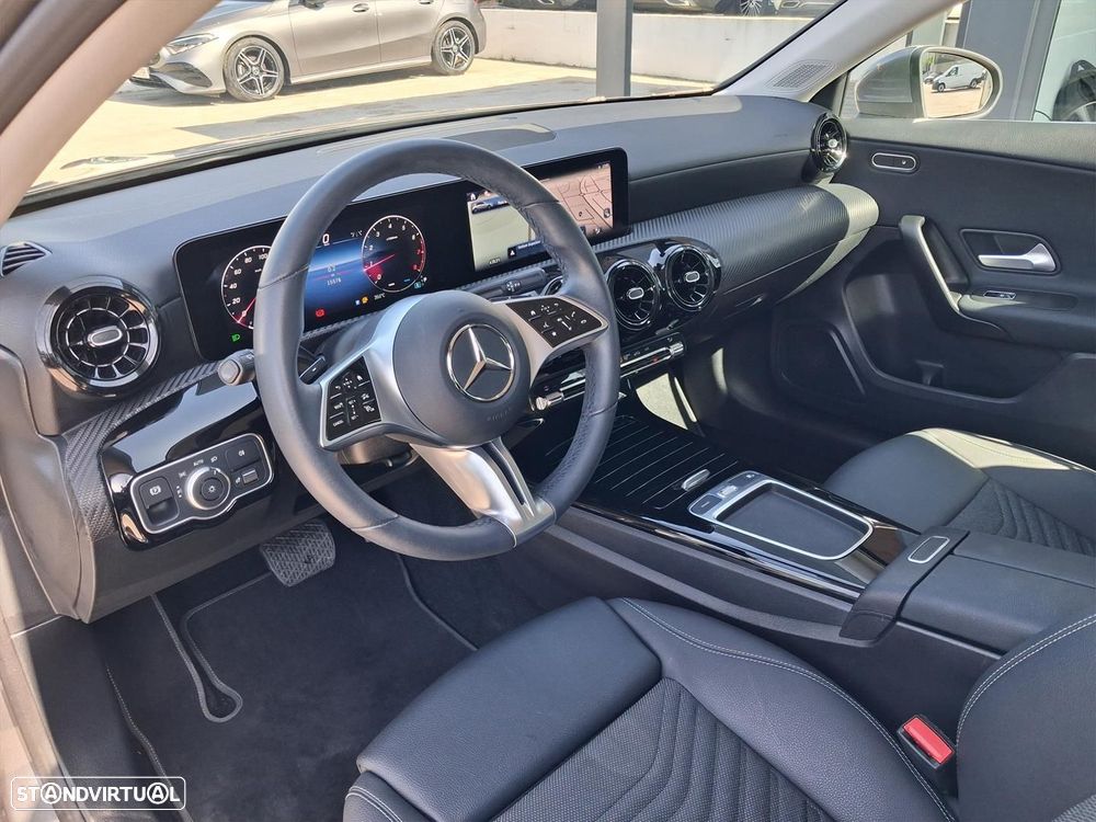 Mercedes-Benz A 200 - 10