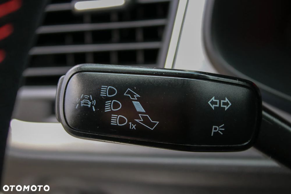 Seat Leon 2.0 TDI DPF DSG FR - 38