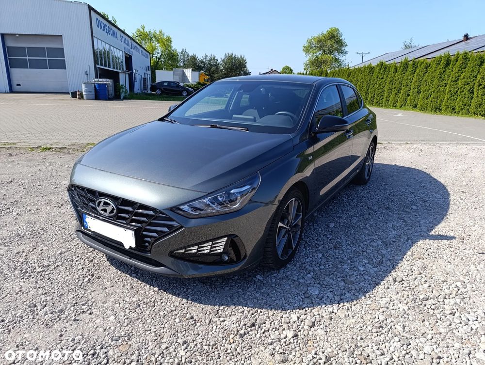 Hyundai i30 1.5 T-GDI 48V Smart DCT - 2