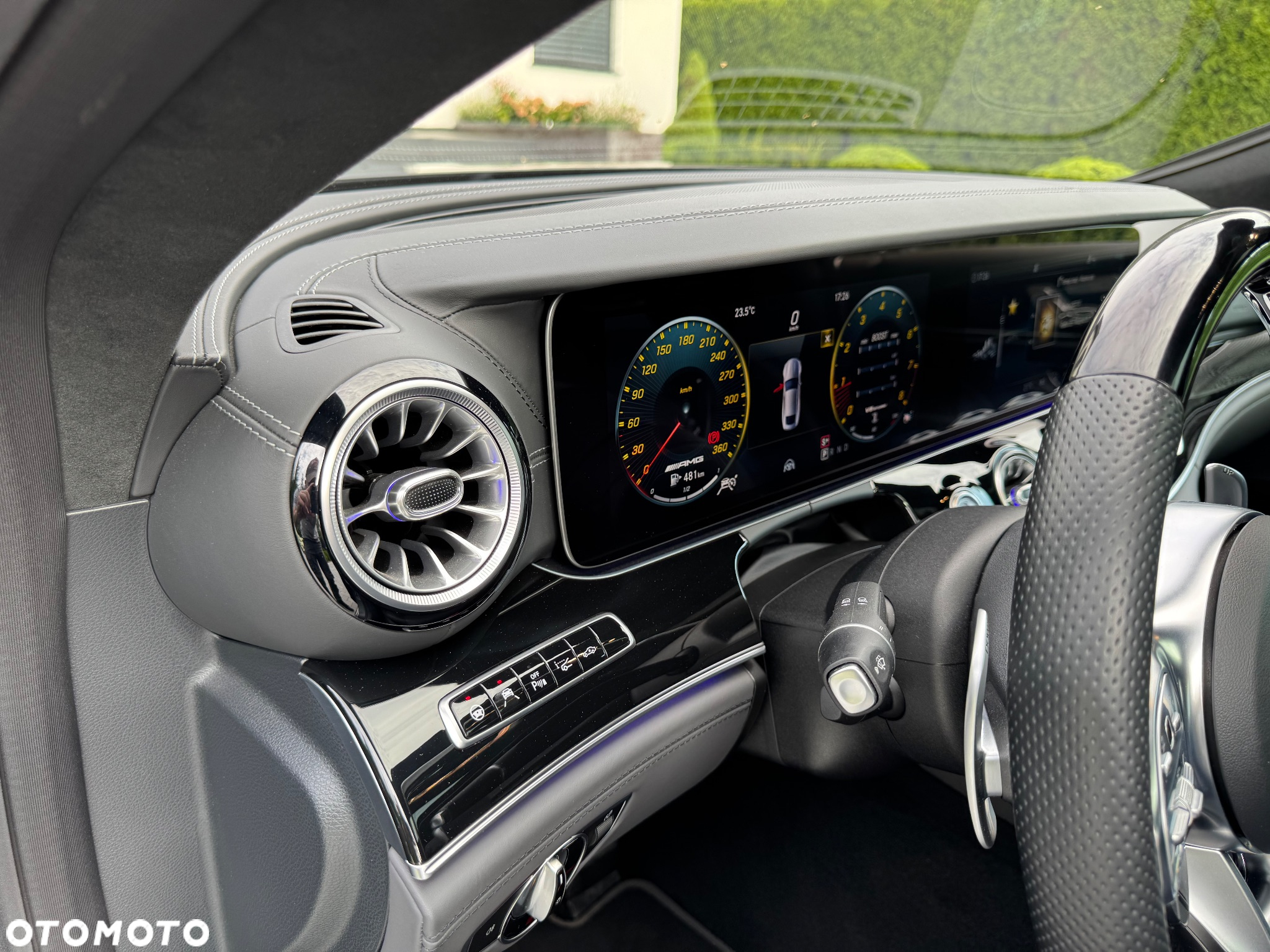 Mercedes-Benz AMG GT 63 S 4-Matic+ - 14