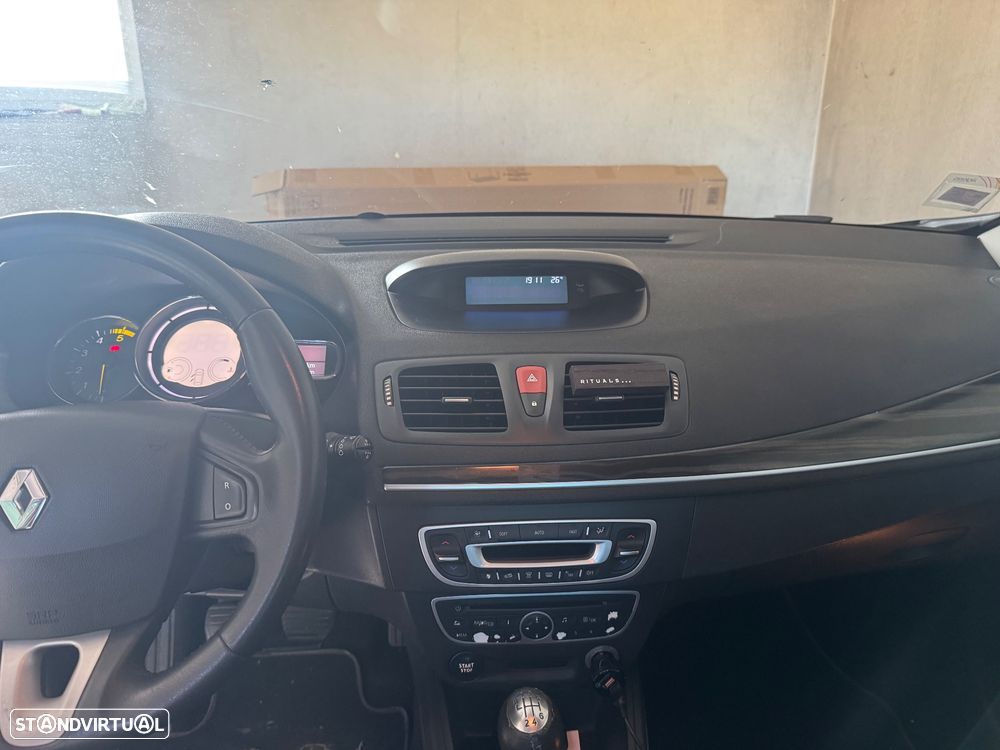 Renault Mégane Sport Tourer 1.5 dCi Dynamique - 12