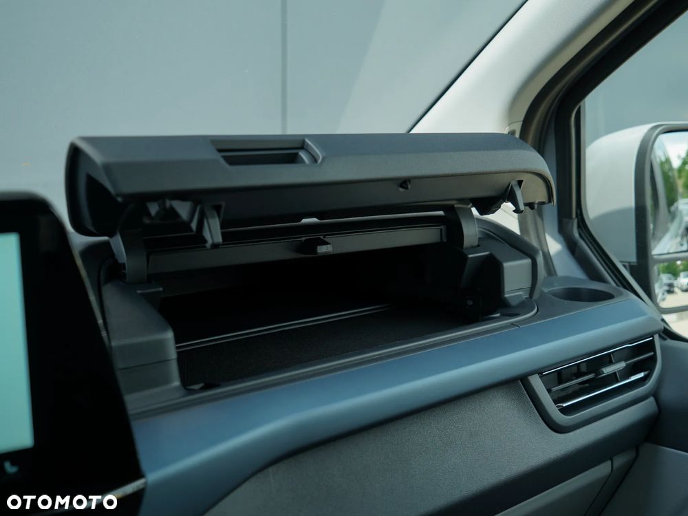 Ford Tourneo Custom 2.5 PHEV CVT 340 L2 Titanium - 35
