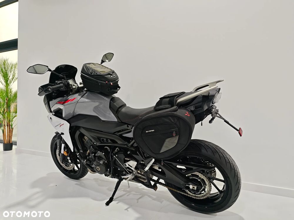 Yamaha MT - 15