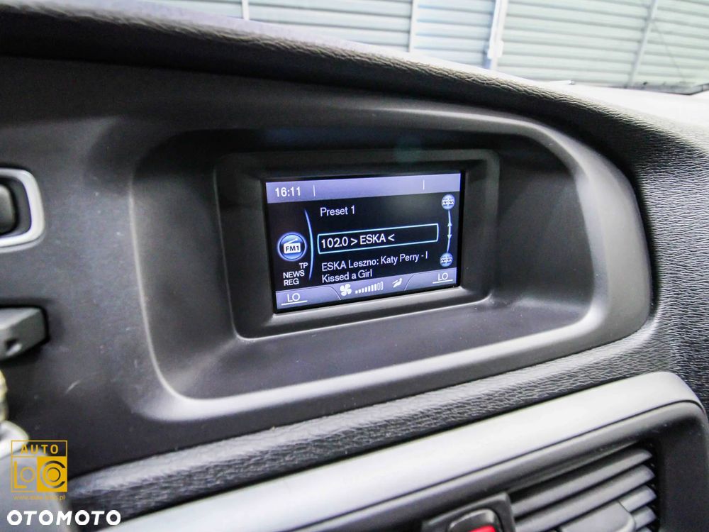 Volvo V40 T3 Drive-E Momentum - 18