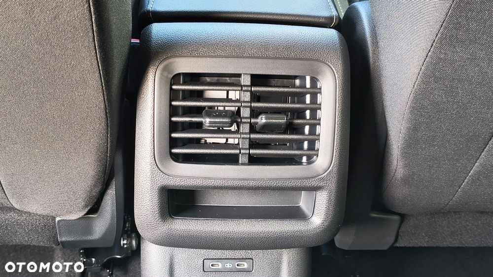 Volkswagen T-Roc - 30