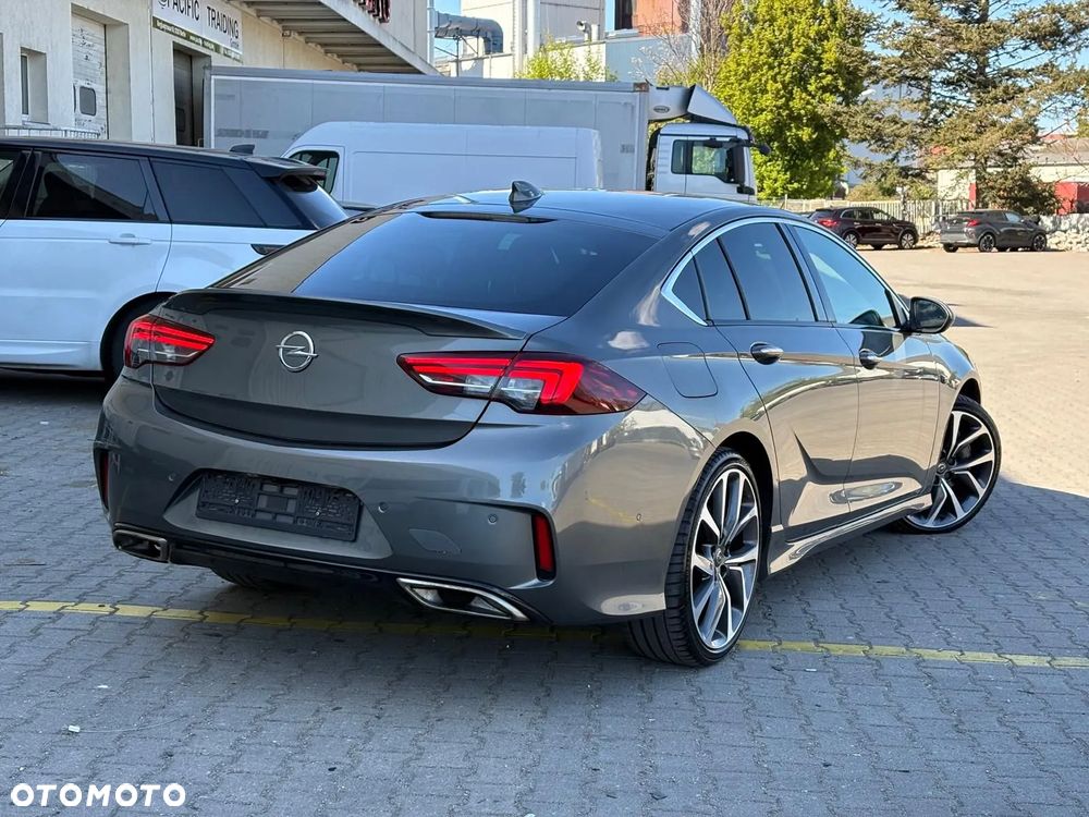 Opel Insignia 2.0 BiTurbo D 4x4 Automatik GSI - 4