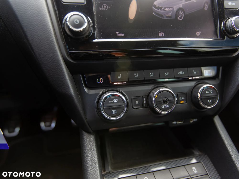 Skoda Octavia 2.0 TDI (Green tec) RS - 24