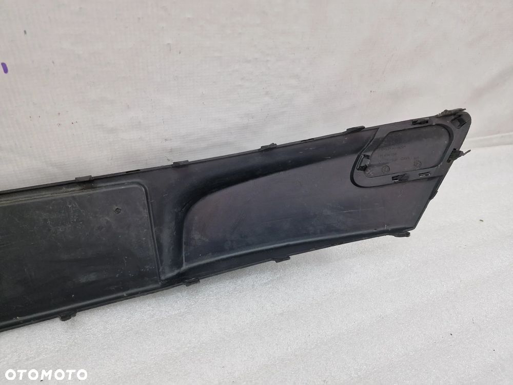 OPEL CORSA D LIFT 11-14 LISTWA ŚRODKOWA I KRATKA ZDERZAKA , NR 13286039 , NR AUKCJI KR522 - 12