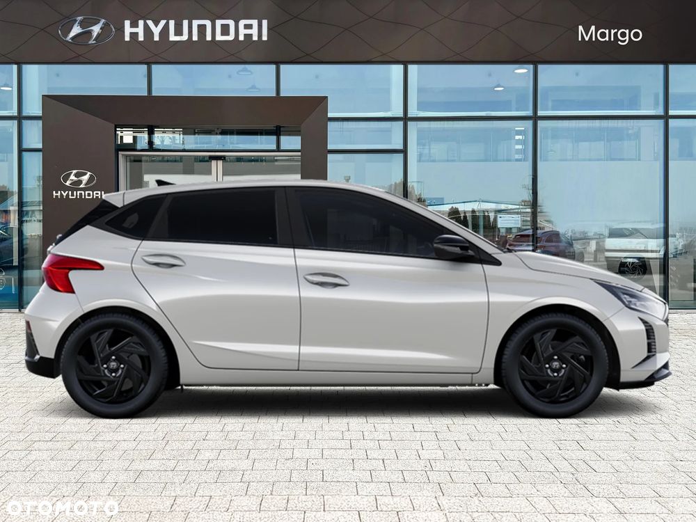 Hyundai i20 1.0 T-GDi Modern Black DCT - 10