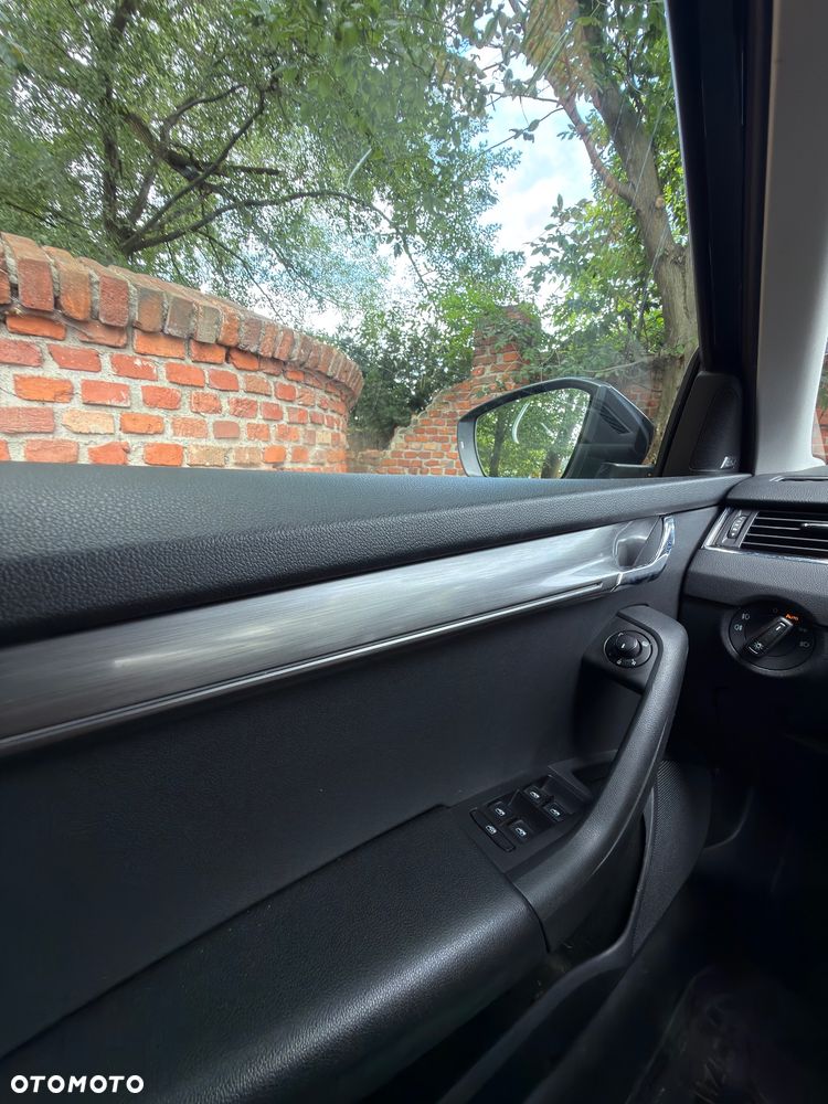 Skoda Octavia 2.0 TDI 4x4 Drive DSG - 11
