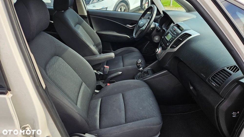 Hyundai ix20 1.4 blue Comfort - 18