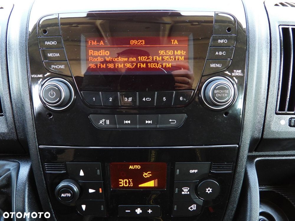 Citroën JUMPER SKRZYNIA PODWÓJNA KABINA DOKA 7 MIEJSC PNEUMATYKA KLIMATYZACJA  140KM - 33