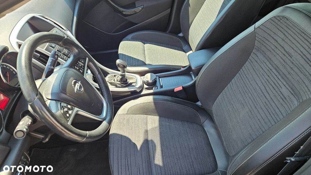 Opel Astra 1.4 Turbo ENERGY - 25