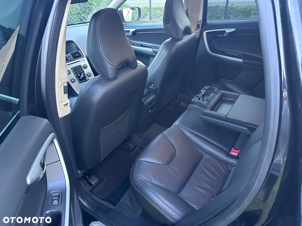Volvo XC 60 D3 AWD Summum - 11