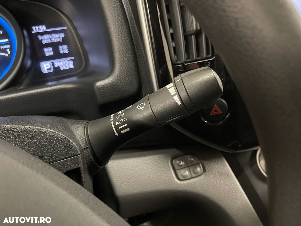 Nissan E-NV200 - 17