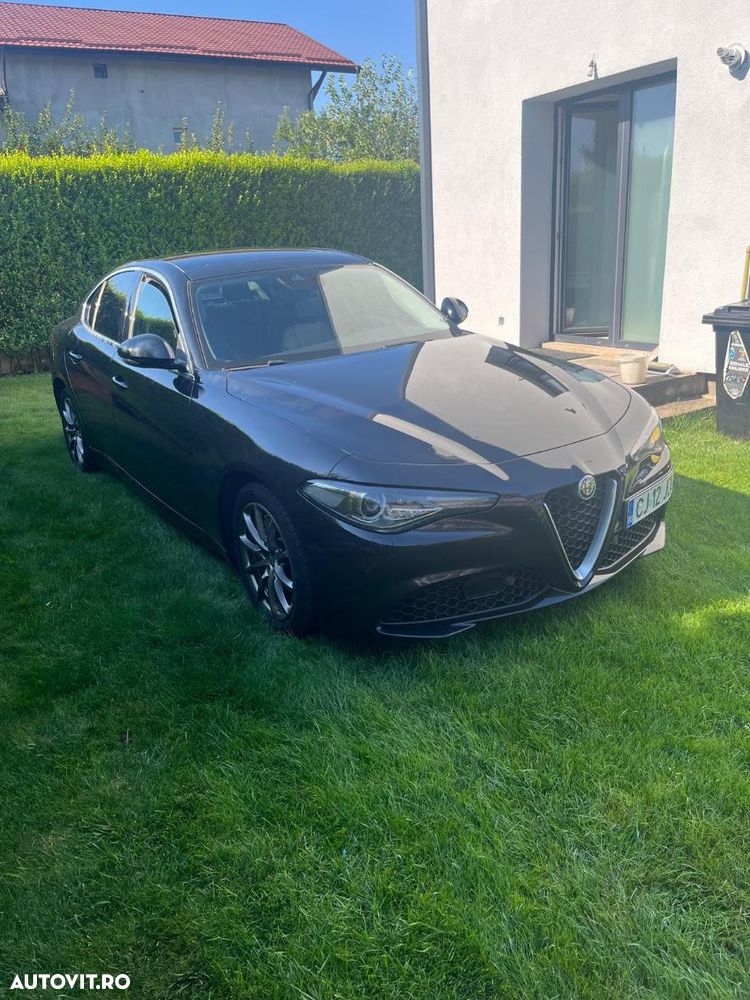 Alfa Romeo Giulia 2.0 Turbo RWD AT8 - 2