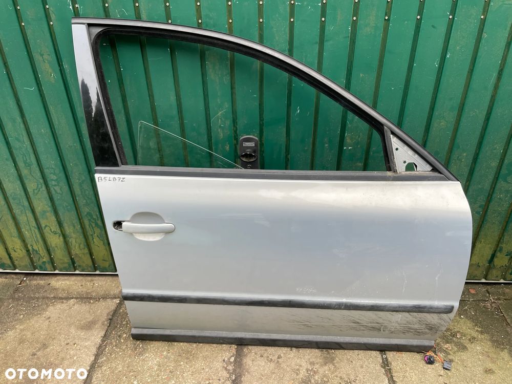 VW B5 PASSAT DRZWI lewe lewy tył tylne kombi LB6W LC9Z LB7Z - 12