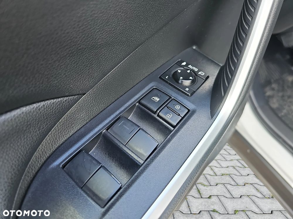Toyota RAV4 2.5 Hybrid Active 4x2 - 15