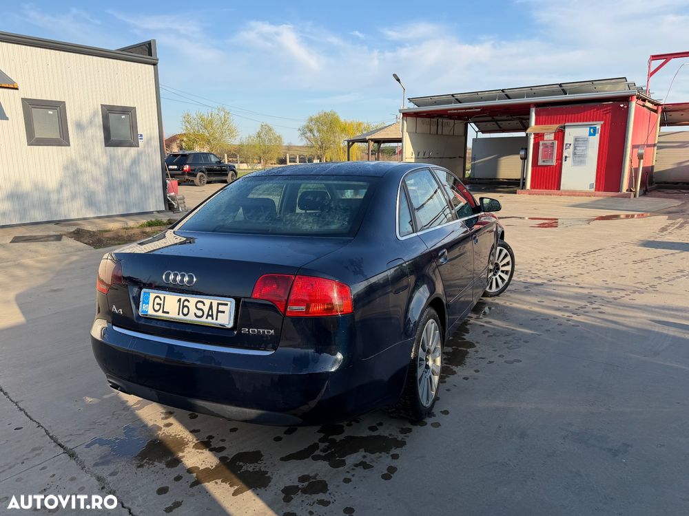 Audi A4 - 8