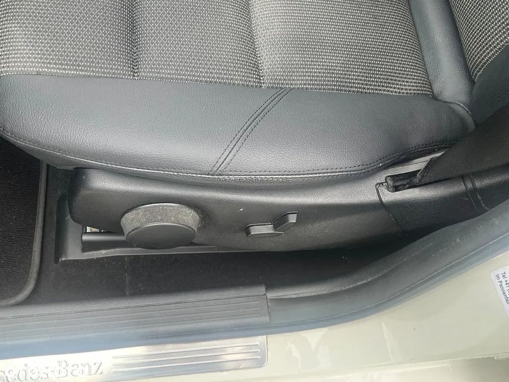 Mercedes-Benz GLK 250 CDI DPF 4Matic BlueEFFICIENCY 7G-TRONIC - 27