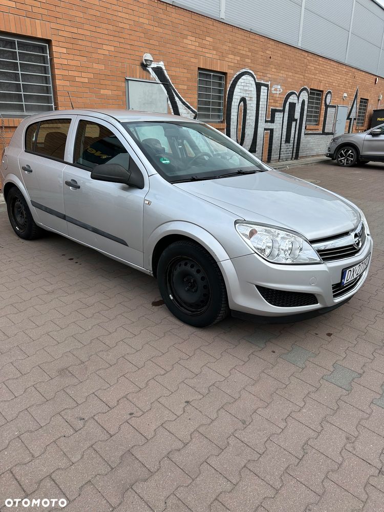 Opel Astra - 1