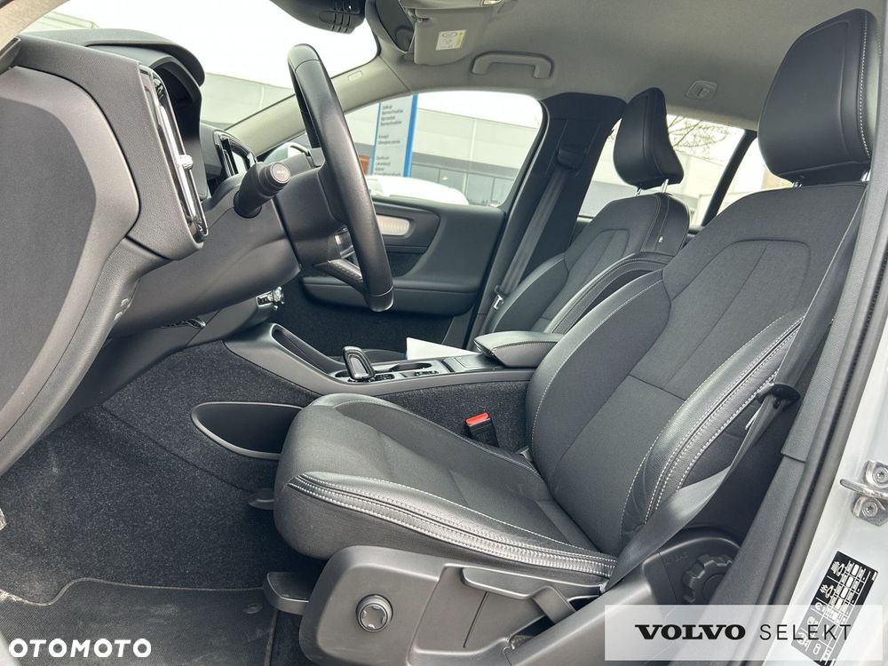 Volvo XC 40 - 11