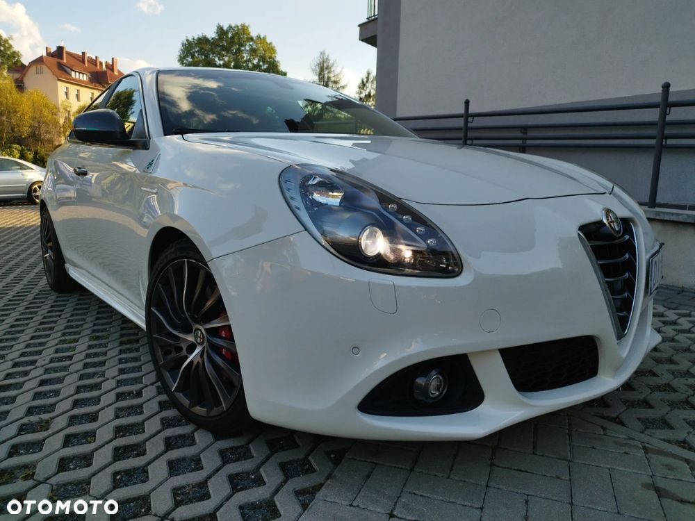 Alfa Romeo Giulietta 1750 TBi QV TCT - 3
