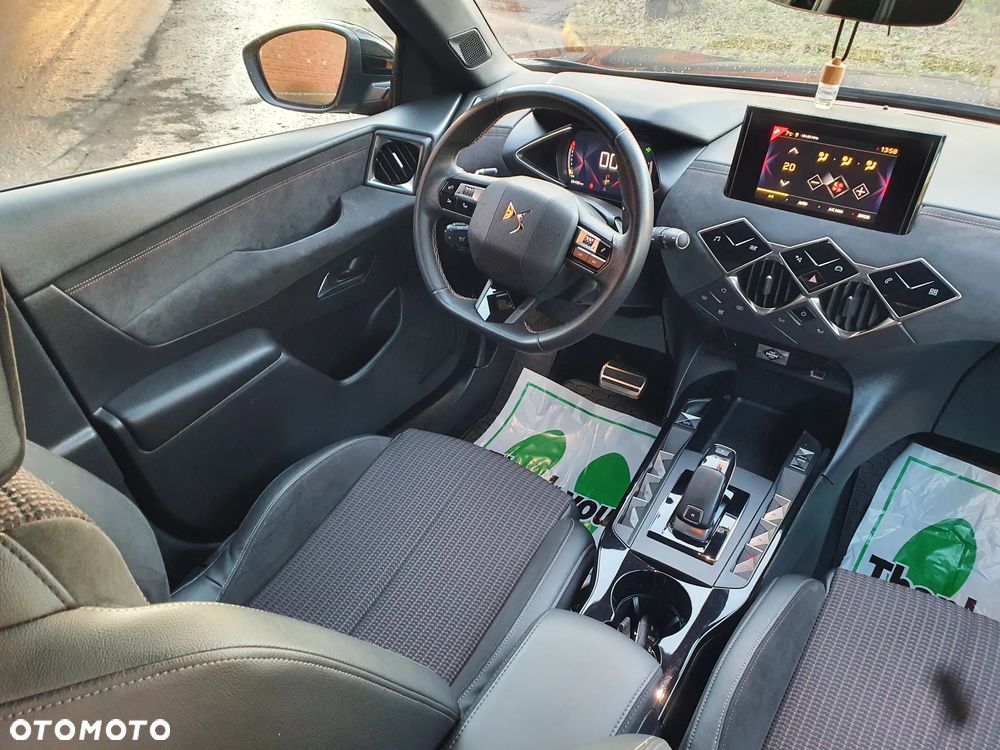 DS Automobiles DS 3 Crossback 1.2 PureTech Performance Line + - 10