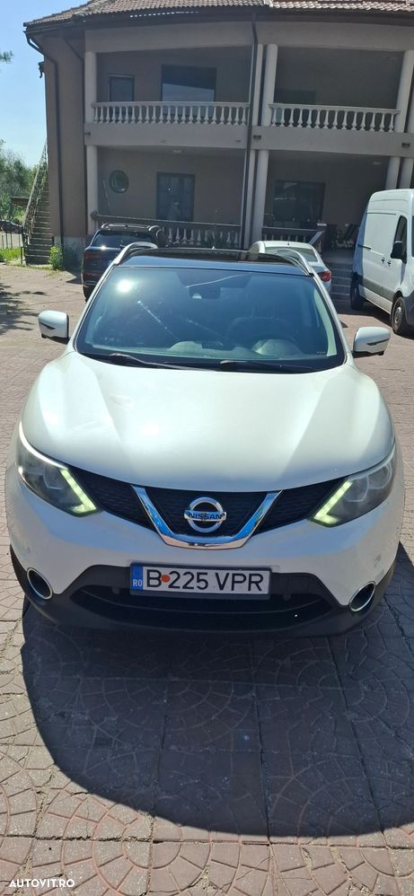 Nissan Qashqai 1.5 DCI Start/Stop Tekna - 4