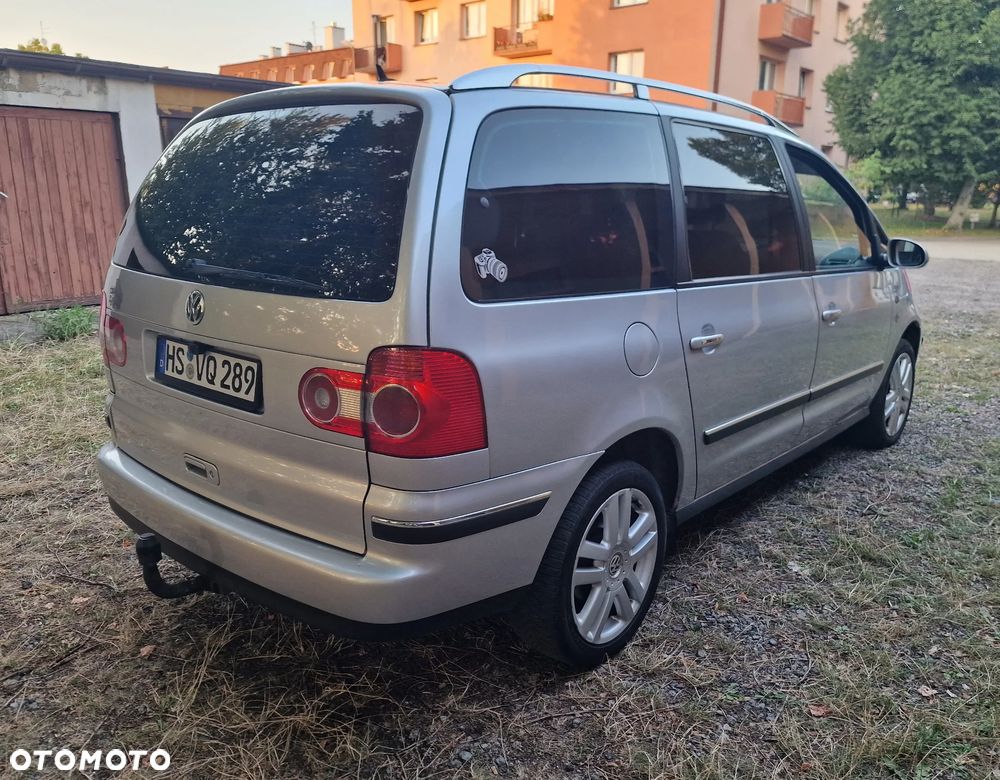 Volkswagen Sharan 2.0 TDI Highline - 3