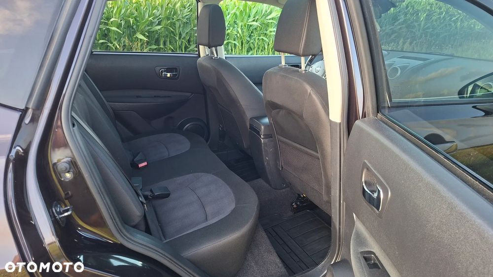 Nissan Qashqai 2.0 dCi Visia EU5 - 10