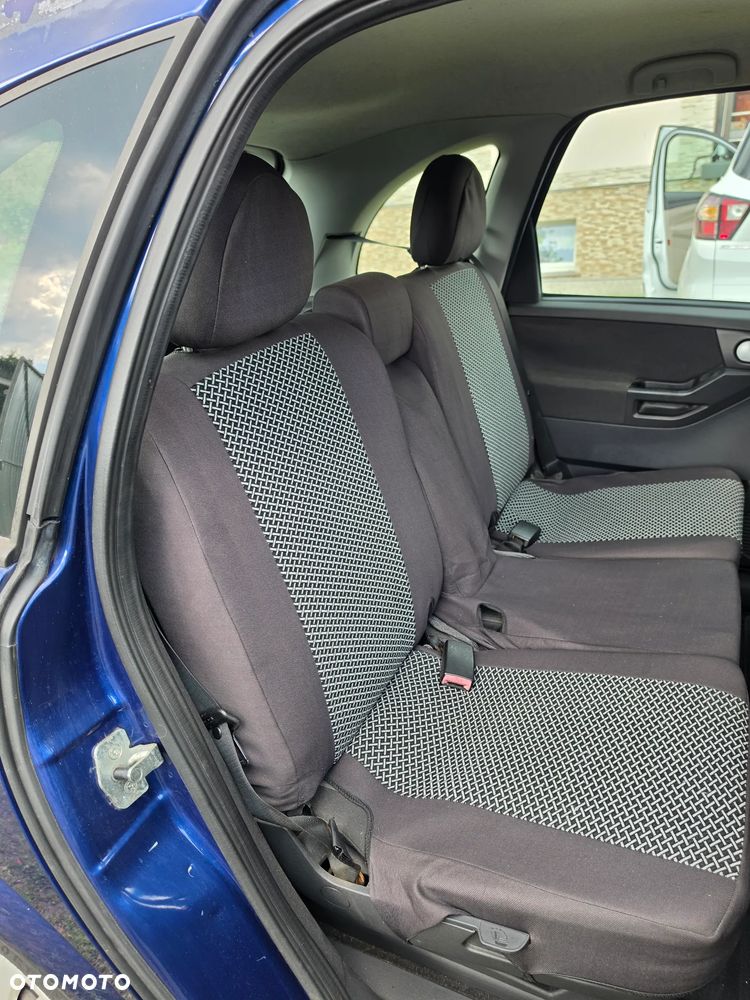 Opel Meriva - 19