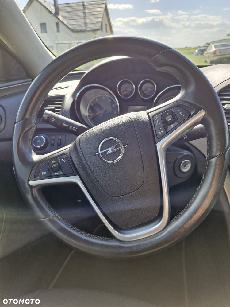 Opel Insignia 1.8 Sport - 15
