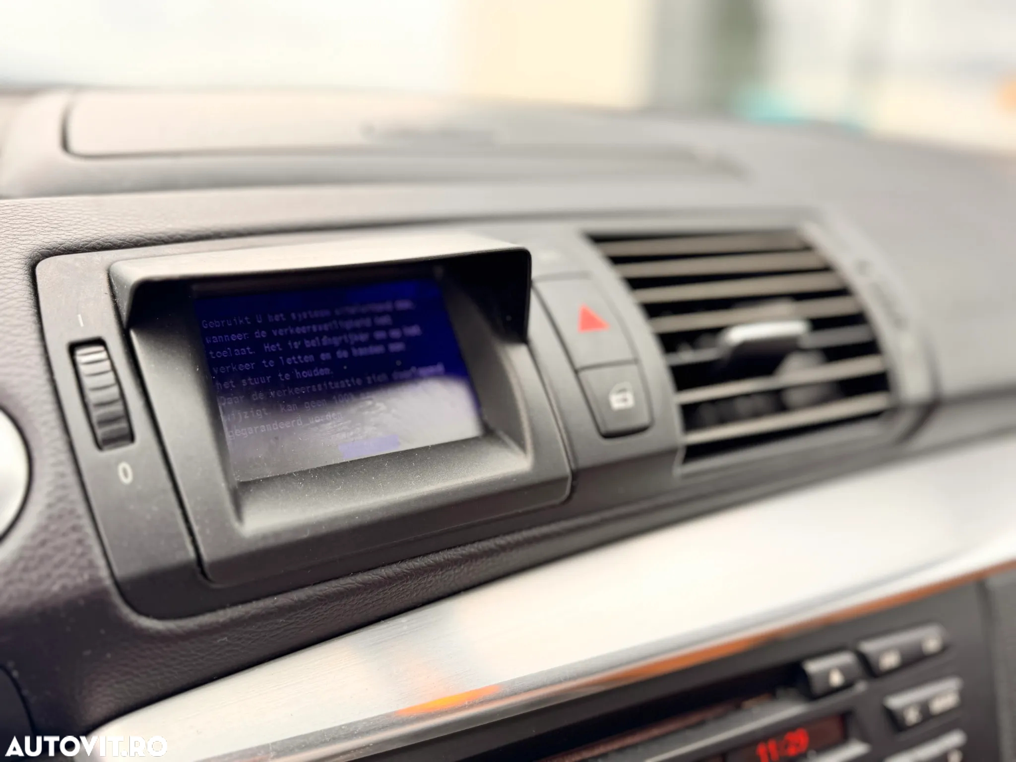 BMW Seria 1 118d - 32