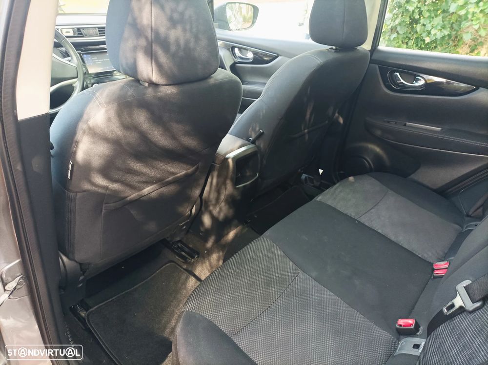 Nissan Qashqai 1.5 dCi N-Connecta - 8