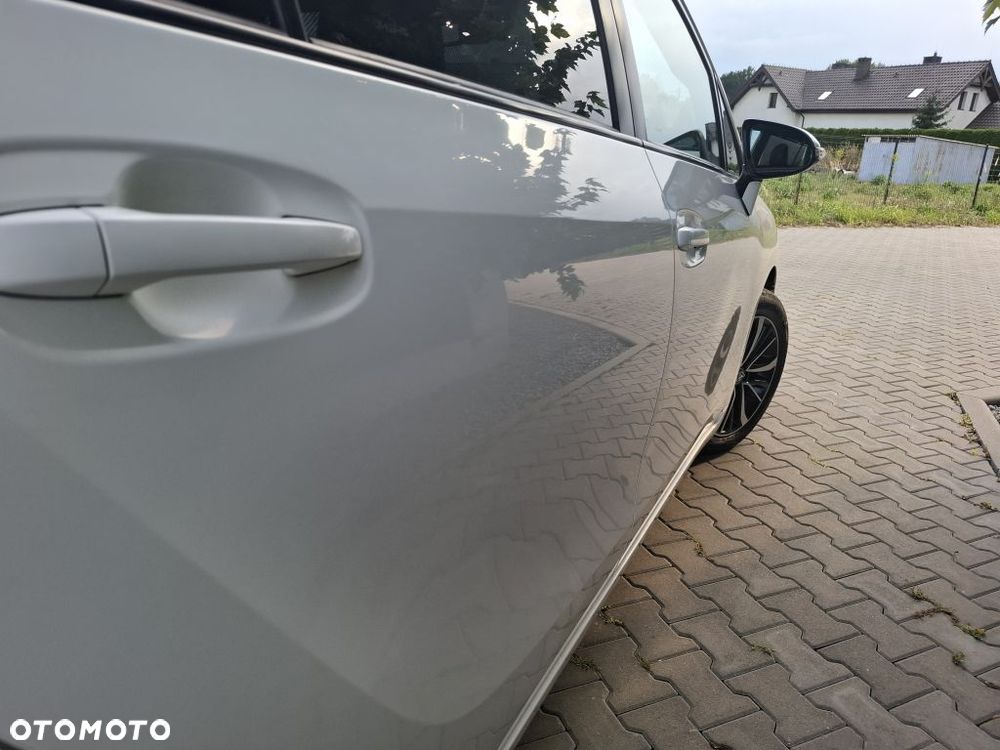 Toyota Verso 1.8 Premium MS - 14
