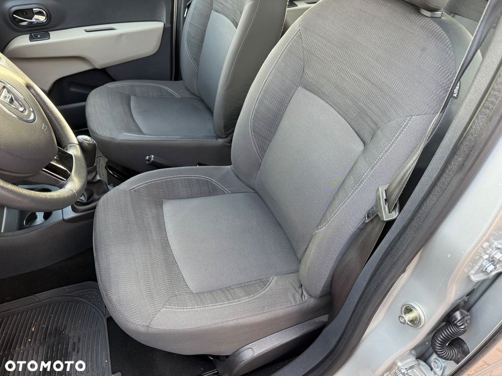 Dacia Lodgy 1.2 TCe Laureate - 18