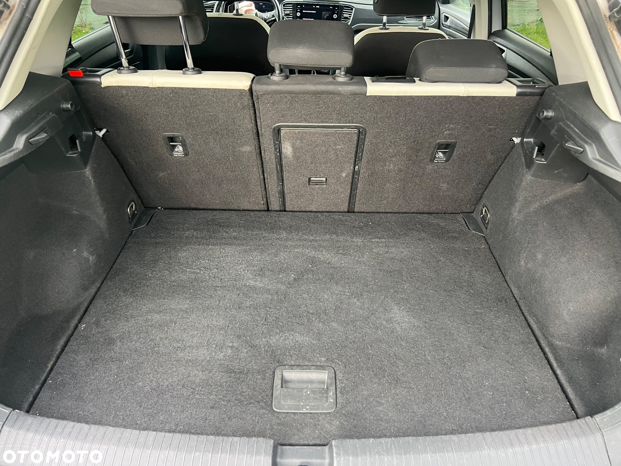 Volkswagen T-Roc 1.6 TDI SCR Style - 11