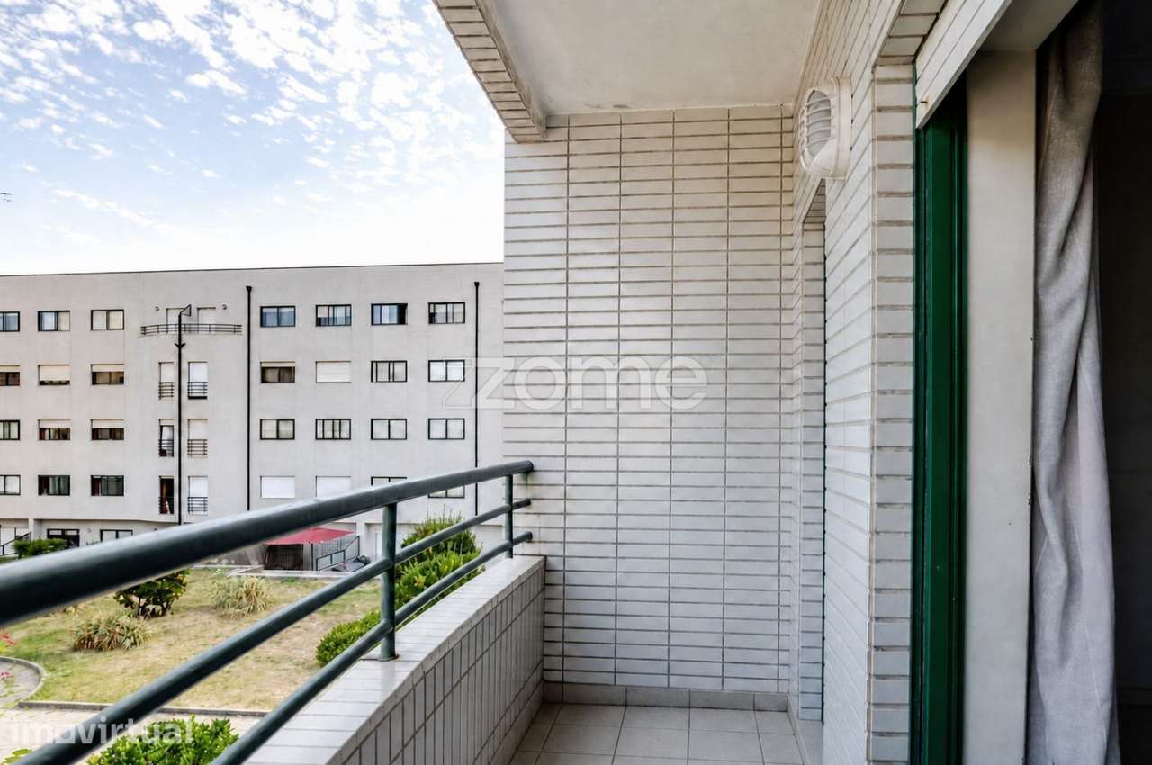 Apartamento T3 em Canidelo com Varanda e Garagem Box - Grande imagem: 4/21