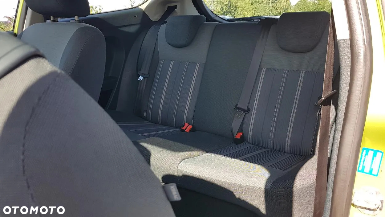 Ford Fiesta 1.25 Ambiente - 31