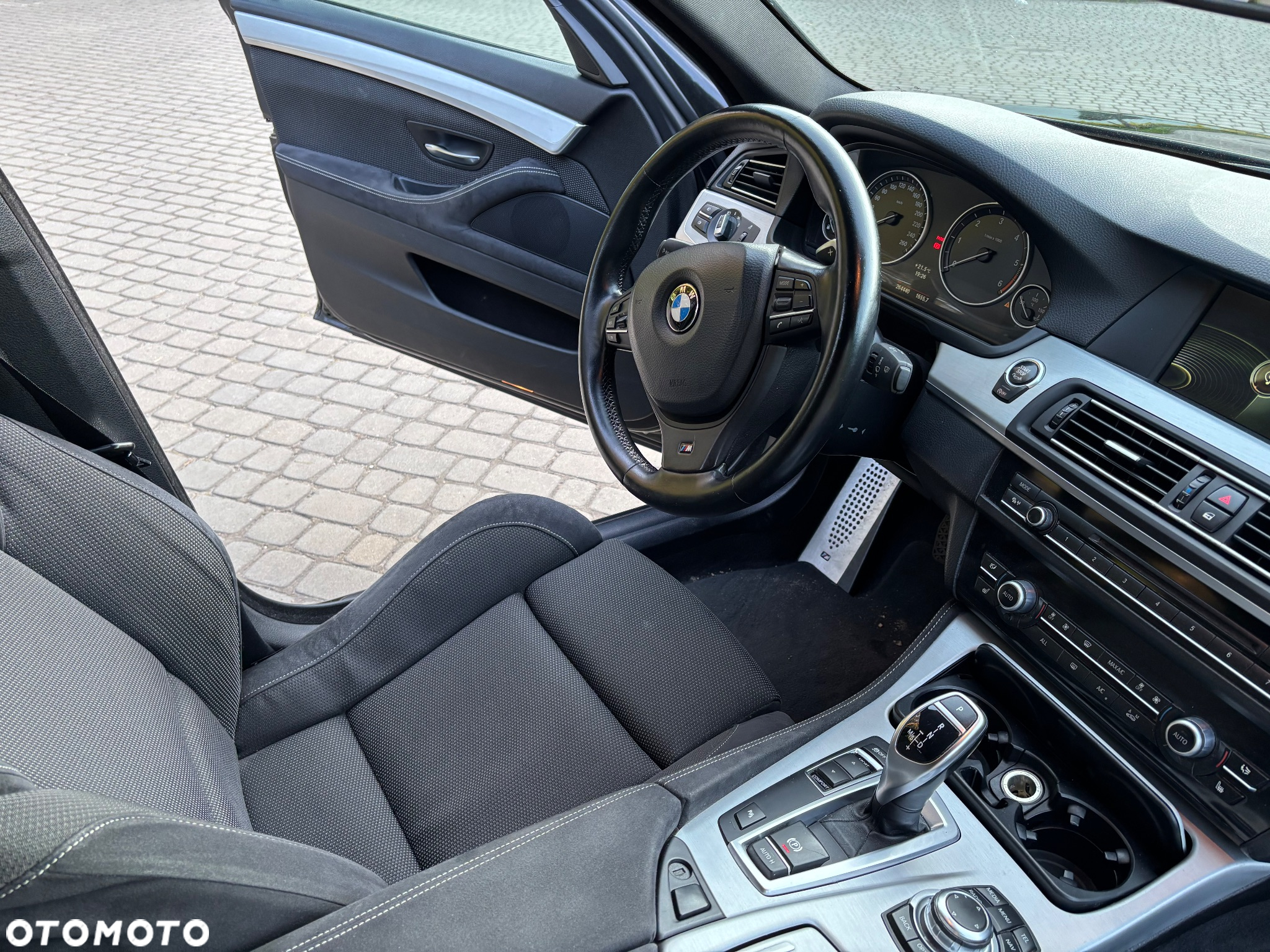 BMW Seria 5 - 24