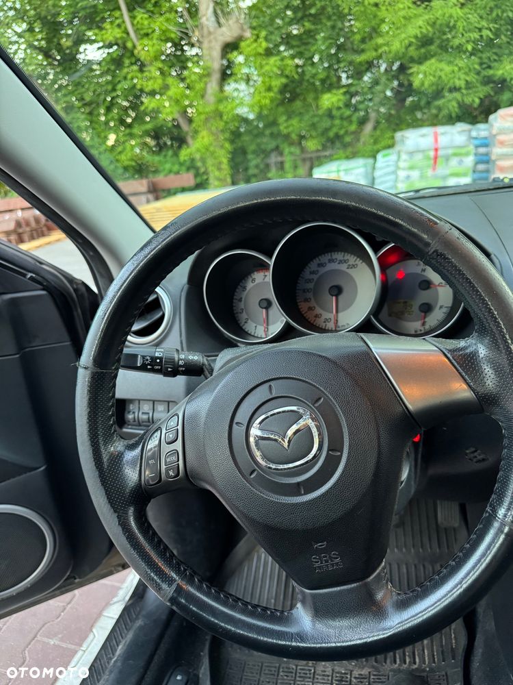 Mazda 3 - 10