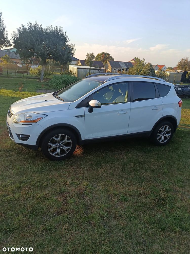 Ford Kuga - 1