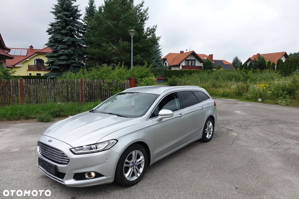 Ford Mondeo 2.0 TDCi STart-Stopp PowerShift-Aut Titanium - 4