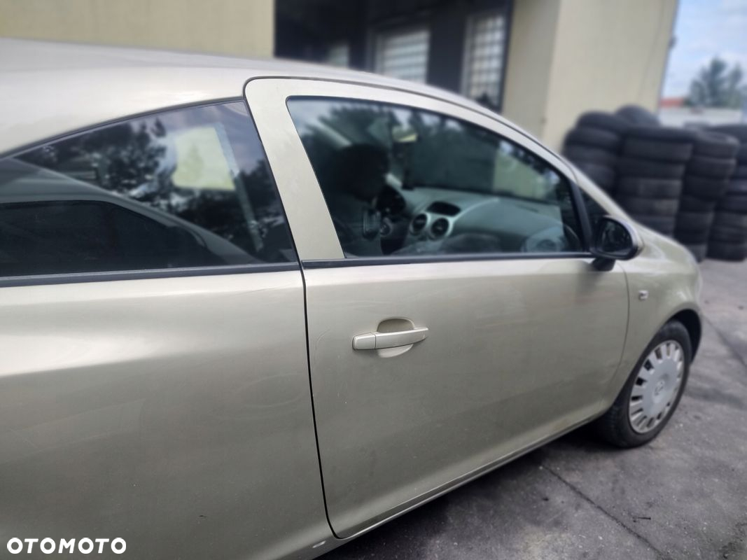 OPEL CORSA D ATRAPA GRILL - 5
