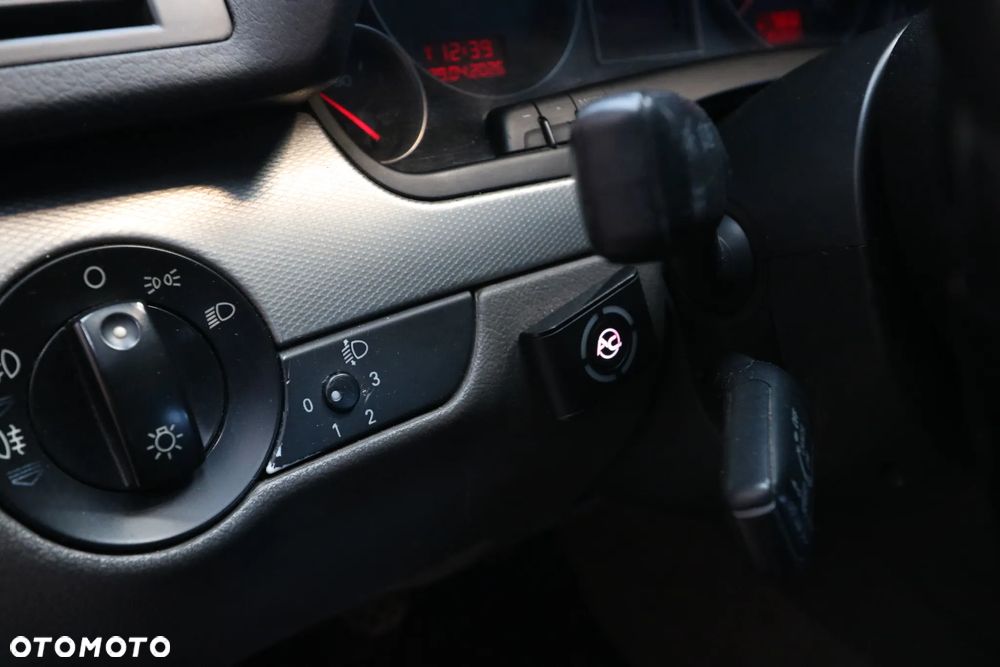 Audi A4 Avant - 8